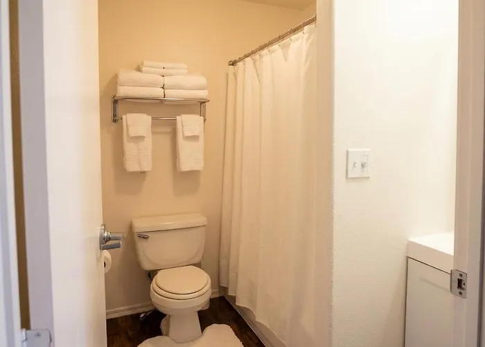 084a The Canyon Escape - Private Suite, Kitchen & 20 Mins To Grand Canyon South Rim Dom wakacyjny *